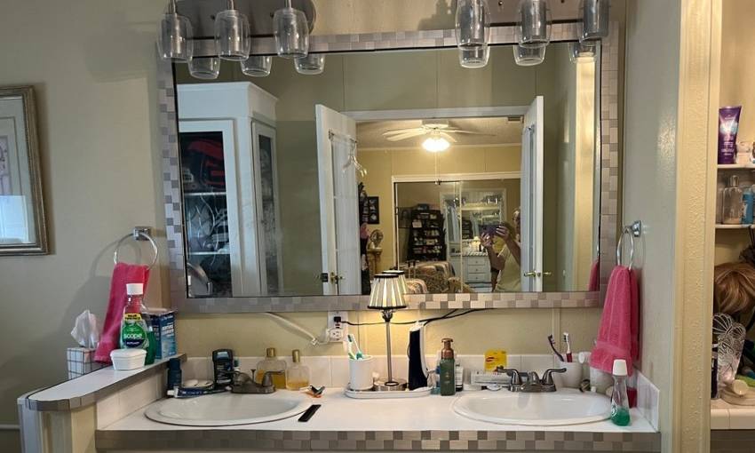 1284 Las Brisas Lane a Winter Haven, FL Mobile or Manufactured Home for Sale